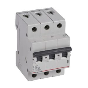 LEGRAND MCB RX 6000 - 3P - 400V~ - 32A - C curve - 6000A capacity - IP20 - fingerproof